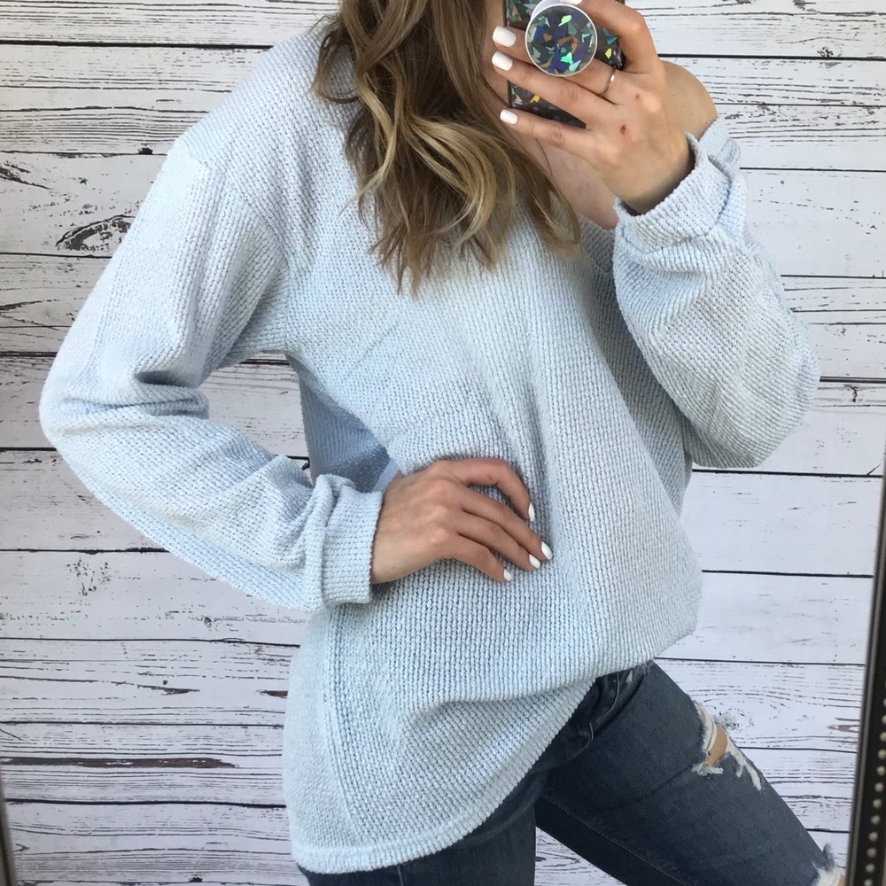 ❗️1 LEFT❗️ Blue Oversized Vneck Knit Sweater - Picture 5 of 7